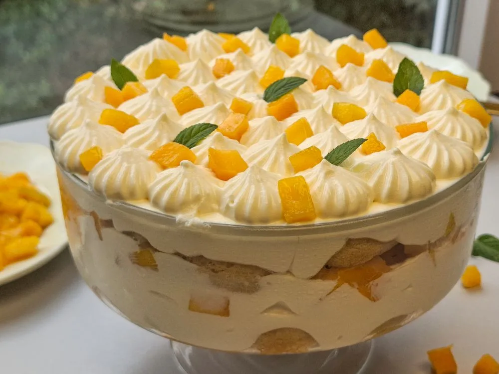 mango tiramisu